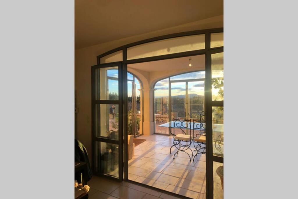 Bastide Au Milieu Des Vignes Et Des Oliviers Aups Villa Bagian luar foto
